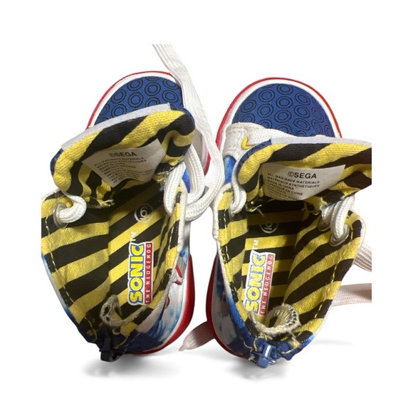 Stylish Blue and Red Sonic The Hedgehog BABY Sneakers.Size/6 NWOT/WOB. - Picture 6 of 7